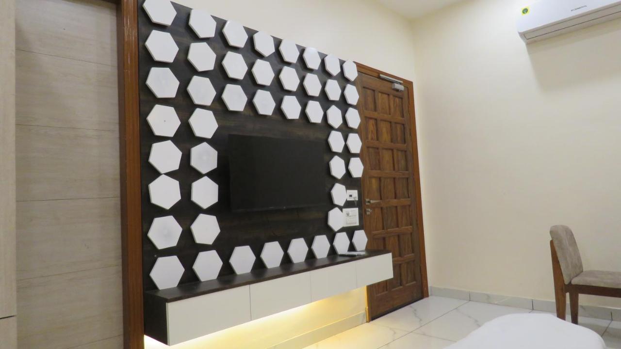 Raja Ji Hotels & Restaurant Jind Exterior foto